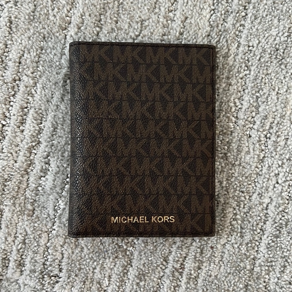 MICHAEL KORS wallet